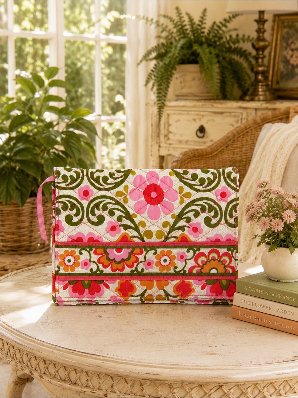 Vera Bradley Two Slip Tech Pouch – Folkloric Pattern